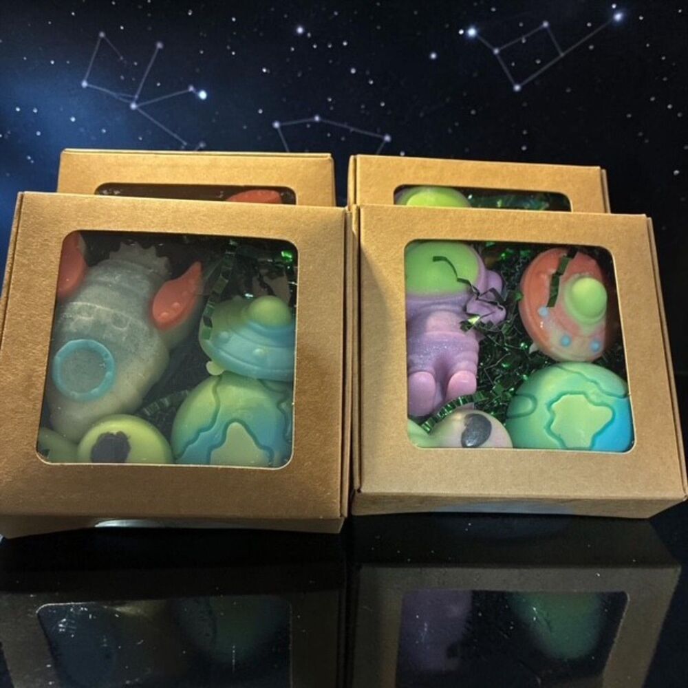 Handcrafted OUT OF THIS WORLD SOAP GIFT BOX! - Picture 3 of 6